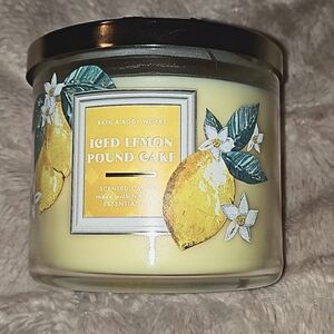 Bath & Body Works Candle
